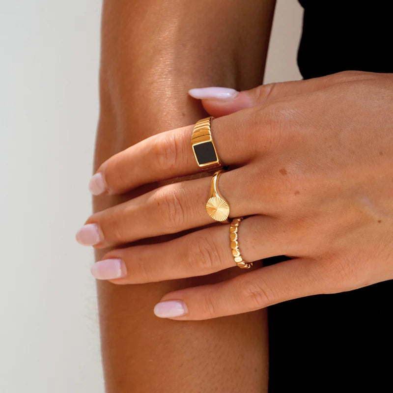 Sol Signet Ring